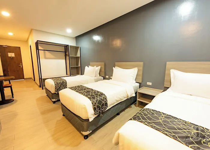 One - Hotel 3*